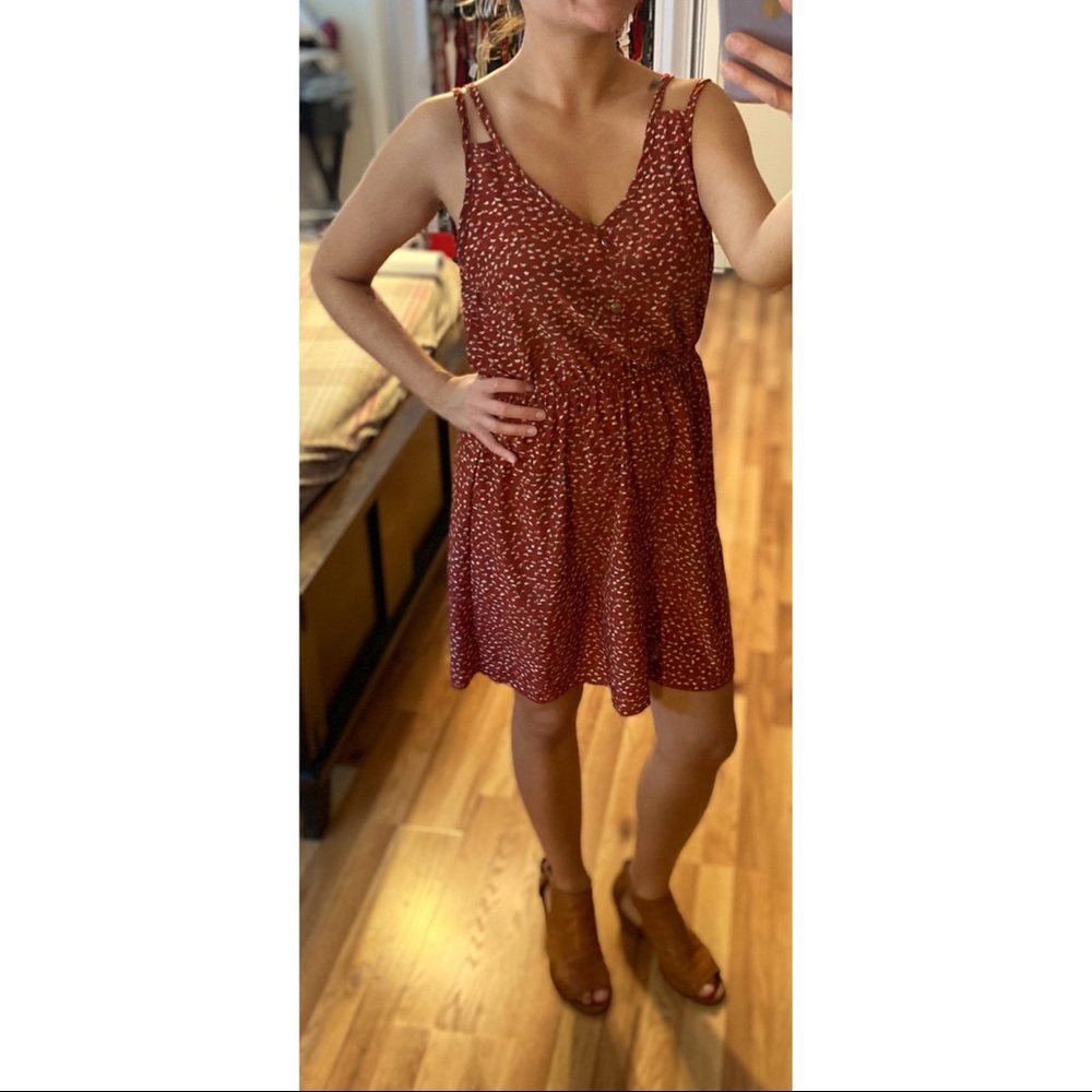 Edge Garnet Floral Mini Dress